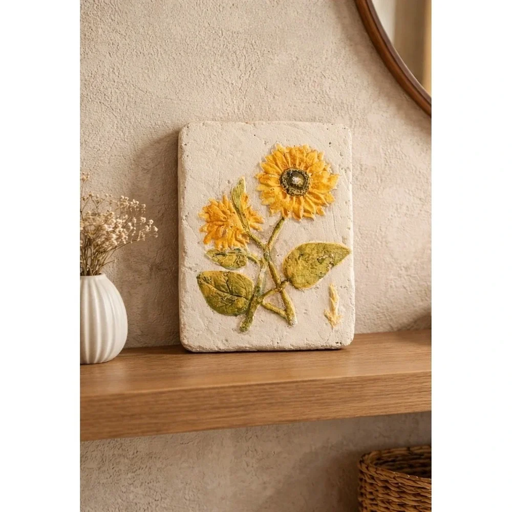 Beautiful Vintage Chalkware Sunflower Wall Art Plaque ~ 5x7 Great Condition